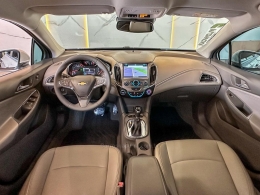 CHEVROLET - CRUZE - 2018/2019 - Branca - R$ 99.900,00