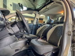 CITROËN - C3 - 2014/2015 - Prata - R$ 43.900,00