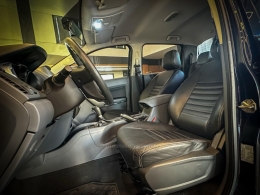 FORD - RANGER - 2015/2016 - Preta - R$ 119.900,00