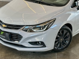 CHEVROLET - CRUZE - 2018/2019 - Branca - R$ 99.900,00